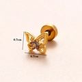 Gouden vlinder kraakbeen piercing met paarse zirkonia en afmetingen van 0,7 cm - Goud & Paars Vlinderontwerp (Goud #9)