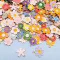 Bunte Mischung aus Emaille-Blumenanhängern in Gänseblümchen-Form für DIY-Schmuckherstellung - Gemischte Stile Mittel