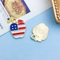 Apple shaped American flag alloy charm with red stripes and gold stars for DIY jewelry - Apple Style (16275)