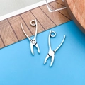 Paire de pendentifs en forme de pince en alliage argenté pour la création de bijoux - Pince en Argent Antique (8527)