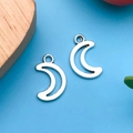 Paire de breloques lune en argent vintage pour colliers DIY et bijoux faits à la main - 10x17mm / Lune Évidée Argent Antique