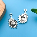 Pendentifs soleil vintage en argent antique pour la création de bijoux et colliers DIY - 14x24mm / Soleil Persona Argent Antique