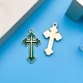 Pendentif croix en émail vert plaqué or pour création de bijoux DIY et breloques - Croix Verte (9949)