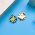 Pendentifs marguerites en émail vert et alliage pour création de bijoux DIY faits main - Marguerite Ronde Verte (11074)