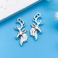 Ciondoli a testa di cervo in lega d'argento per gioielli fai-da-te con corna dettagliate - Stile Testa di Cervo in Argento Antico (11252)