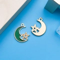 Pendentifs lune et étoile en émail vert avec bords dorés pour la création de bijoux - Lune Étoile Verte (13540)