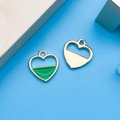 Pendentif cœur en émail vert avec placage d'or pour la création de bijoux DIY - Cœur Creux Vert (17536)