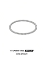 Vista detallada del brazalete de bolas de acero inoxidable con acabado pulido y cierre de bisagra - Estilo de Textura de Cuentas Redondas (60032-2) / Plateado
