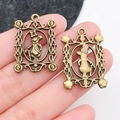 Antique bronze rabbit pendant charm with vintage ornate frame for DIY jewelry - Alice Rabbit With Top Hat Pendant (M8257)