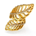 Hohlblatt-Ring aus Titanstahl in Gold-Finish mit funkelnden Strasssteinen für Damen - Gold Weißer Zirkonia