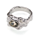 Makroaufnahme der silbernen Lava-Textur-Ring mit champagnerfarbenem Edelstein - Stahl Champagner Zirkonia
