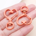Portachiavi a cuore con chiusura a molla arancione corallo in lega di zinco per DIY - Arancione