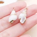 Paire de pendentifs coquillage crème avec dorure rose pour création de bijoux artisanaux - 24x10mm Or Blanc Conque Naturelle Rayures Blanches (25314) (Tailles Assorties)
