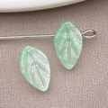Perline in vetro a forma di foglia sfumata verde e bianca per gioielli fai da te - Verde Chiaro Trasparente