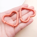 Moschettone a forma di cuore corallo opaco in alluminio per accessori portachiavi - Arancione