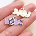 Colgante de letra LOVE en aleación con esmalte morado y detalles de corazón dorado - Placa de Letra LOVE Púrpura (27196)