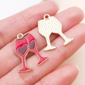 Colgante de aleación de copa de vino rosa con corazón para joyería de San Valentín - Copa de Vino Corazón Rojo (27219)