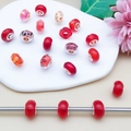 Abalorio rojo vibrante con agujero grande de metal plateado para creación de pulseras - Estilo Agrietado Rojo (11509) / 1 Unidad (8x13mm) / Rojo