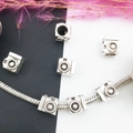 Perle de caméra en alliage argenté avec finition vintage pour bracelets DIY - Style Appareil Photo (13860)