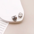 Cuentas de aleación en plata antigua para joyas DIY con intrincados patrones grabados - Bail de Tres Vías Plata Antigua 7x9 (8281)