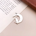 Silberner Katzenmond-Anhänger aus Legierung für DIY-Schmuck auf Vintage-Hintergrund - Mondkatze (5339) / 18x21mm