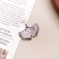 Silver ginkgo leaf alloy pendant with realistic vein texture for DIY jewelry making - Ginkgo Leaf Style (B382)