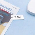 Silberner Legierung-Anhänger mit I CAN Gravur für DIY-Schmuck und Schlüsselanhänger - I CAN Text-Anhänger (9002) / 10x24mm
