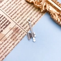 Pendentif hache en argent antique avec textures gaufrées et finition en alliage - Hache Argent Antique (15834)