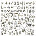 Vista macro de 100 dijes surtidos de plata antigua para sets de joyería artesanal - Estilo Plata Antigua Mixto (M97)