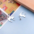 Silver minimalist cat-shaped alloy pendant charms for DIY jewelry and accessories - Minimalist Cat Pendant (8518)