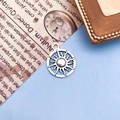 Vintage Silber Sonne Anhänger aus Legierung mit Sternenmotiv für DIY-Schmuck - Hohle Ballmitte Sonne Stil (8230)