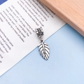 Vintage silver leaf pendant charm with detailed veins for bracelets and necklaces - Antique Silver Leaf (11491)