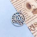 Silver-plated lotus flower pendant in vintage style for DIY jewelry and necklaces - Lotus (10179)