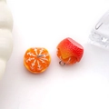 Ciondolo arancia in resina con anello in metallo per creazione gioielli DIY - Arancia Gialla Sbucciata