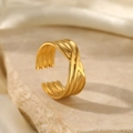Anello aperto dorato a strati intrecciati con design minimalista regolabile per donna - Stile Intrecciato Multistrato (40209-1) / Oro