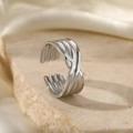 Anello intrecciato multistrato in argento minimalista con fascia aperta regolabile - Stile Intrecciato Multistrato (40209-2) / Argento