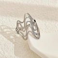 Anello regolabile in argento con design a onde multistrato e stile minimalista moderno - Stile Onda a Più Strati (40187-2) / Argento