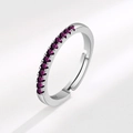 Verstelbare S925 sterling zilveren ring met een rij levendige paarse zirkonia's - Open verstelbaar / Rozerode Zirkonia (PNJ637)
