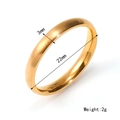 Anillo minimalista de acero inoxidable chapado en oro 18K, superficie cepillada, 3mm - US 5 / Oro Rosa