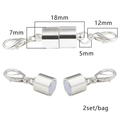 Silberne Magnet-Karabinerverschlüsse für DIY-Schmuckherstellung im 2er-Set Pack - Mittlerer runder Stil / Silber