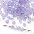 Cuentas de vidrio bicono púrpuras con revestimiento arcoíris para joyas DIY - 4mm (10g/Aprox. 130 Unidades) / Violeta Claro