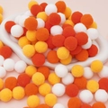Polyester plush pompoms in white and orange tones for creative DIY Christmas crafts - 50 Pieces / 2cm / Orange Series