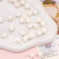 Perles étoiles en acrylique blanc cassé 11mm pour colliers DIY et création de bijoux - 11x11mm / Beige 5 Pièces/Paquet