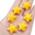 Cuentas de estrella de acrílico amarillo brillante para pulseras DIY con agujeros centrales - 23x22mm Agujero Aprox 2mm 2 Piezas/Paquete / Amarillo