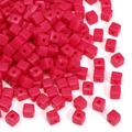 Leuchtend rosenrote 5mm Acryl-Würfelperlen mit Mittelloch für DIY-Schmuckherstellung - 5mm (20g/Pack ca. 140 Stk.) / Rosenrot