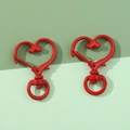 Paar felrode hartvormige karabijnsluitingen van geverfde legering voor DIY-sleutelhangers - Hart / Rood