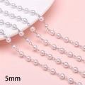 Bastelzubehör: 5mm weiße ABS-Perlenkette mit silbernen Metallringen für Schmuck - 5mm Perle / 50cm/Packung / Silber