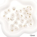 Ciondolo a fiore bianco crema 13mm con anima dorata per creazione di gioielli fai-da-te - Fiore a Tre Petali Bianco / 13mm