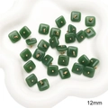 Set di perline quadrate da 12 mm stile giada verde scuro con centro dorato e gancio - Quadrato Piatto Verde
