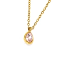 Détail du collier goutte en plaqué or orné d'une zircone rose de taille poire - Or Rose